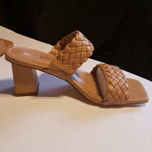 Mysoft Sandals Braided Bands Woman's Size 7 Jdo1
